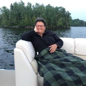 Meet your Posher, Darlène